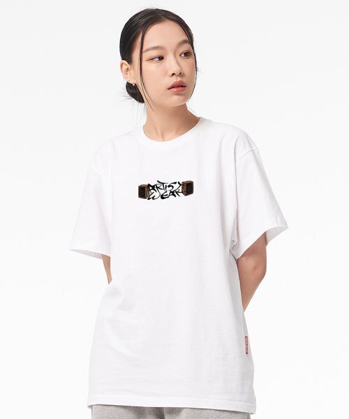 ARTISTWEAR（アーティストウェア）の「[ATW] ショーミーダー朝鮮 半袖Tシャツ_WH（Tシャツ/カットソー・レディース・その他・X-LARGE/XX-LARGE/XXXX-LARGE/LARGE/MEDIUM/SMALL）」の2枚目の写真