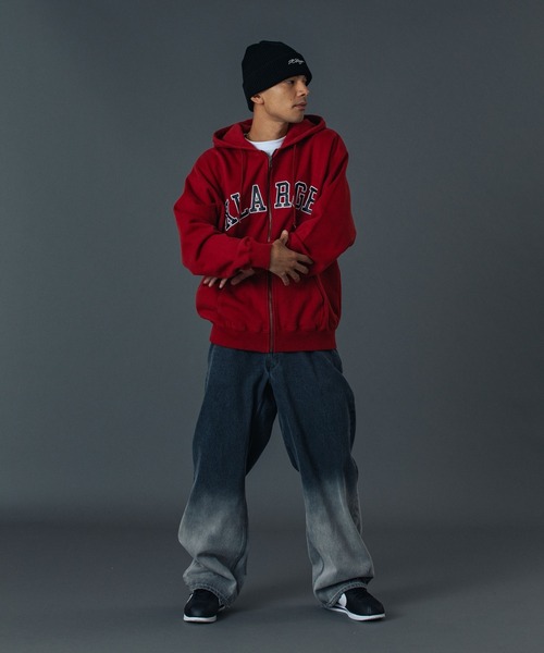 XLARGE（エクストララージ）の「PERFORATED LEATHER LOGO ZIP UP HOODED SWEATSHIRT（パーカー・メンズ・ブラック/アッシュ/バーガンディー・S/M/L/XL）」の6枚目の写真