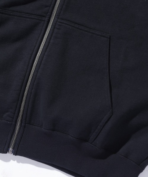 XLARGE（エクストララージ）の「PERFORATED LEATHER LOGO ZIP UP HOODED SWEATSHIRT（パーカー・メンズ・ブラック/アッシュ/バーガンディー・S/M/L/XL）」の12枚目の写真