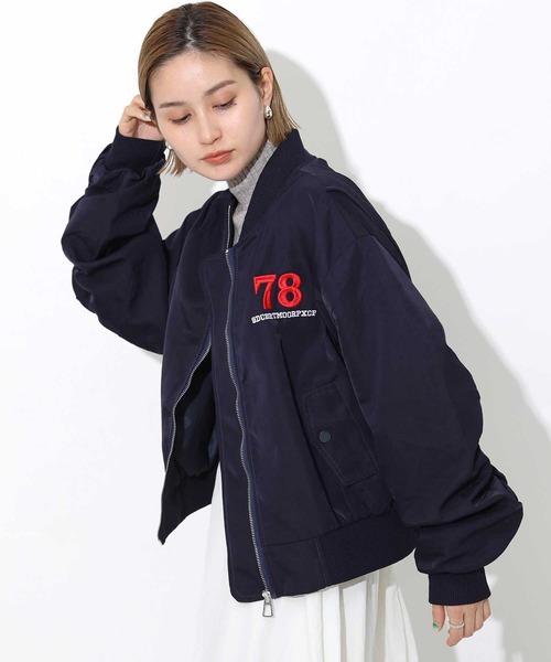 Re Fiina(フィーナ)の「刺繍スカジャン(スカジャン・レディース・ネイビー/ベージュ・FREE)」の20枚目の写真