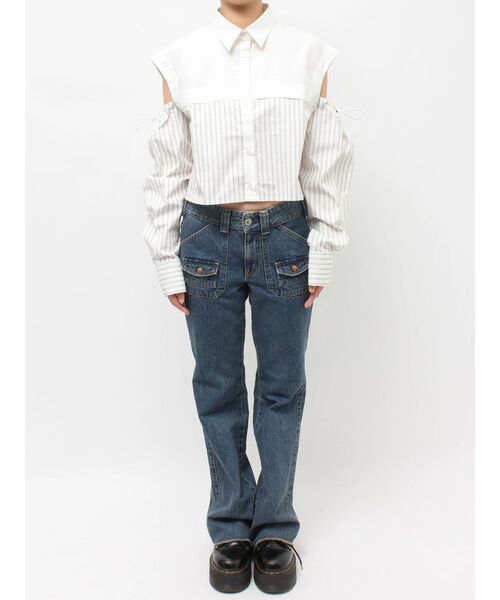 jouetie(ジュエティ)の「カットアウトバイカラークロップドシャツ(シャツ/ブラウス・レディース・ブルー/オフホワイト/ピンク・MEDIUM)」の17枚目の写真