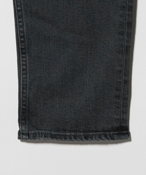 UNITED ARROWS（ユナイテッドアローズ）の「カイハラデニム ブラック スリムテーパード（デニムパンツ・メンズ・ライトグレー/ブラック・L/M/S/XL）」の17枚目の写真