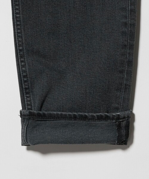 UNITED ARROWS（ユナイテッドアローズ）の「カイハラデニム ブラック スリムテーパード（デニムパンツ・メンズ・ライトグレー/ブラック・L/M/S/XL）」の19枚目の写真