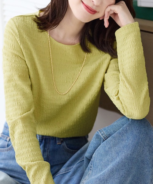 Viola e Viola(ヴィオラエヴィオラ)の「立体ジャカードシンプルロンT(Tシャツ/カットソー・レディース・イエロー/アイボリー/ブラック・M/L/LL/3L)」の3枚目の写真