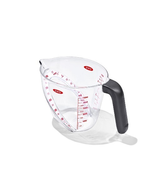 OXO（オクソー）の「OXO（オクソー）アングルドメジャーカップ 500ml（キッチンツール・レディース・クリア・ONE SIZE）」の2枚目の写真