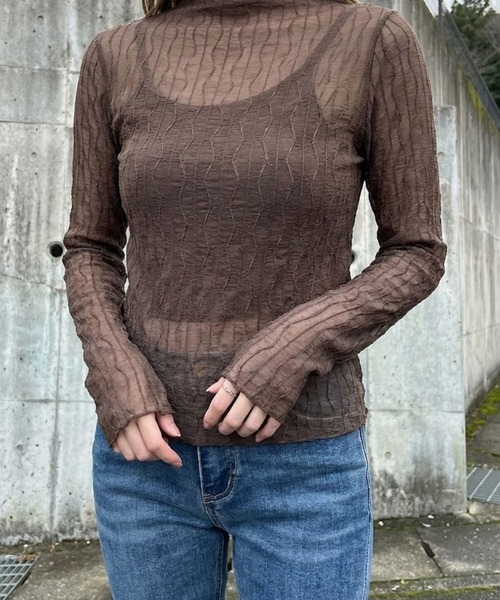 Belle Cie(ベルシー)の「ゆったりフィットメローフリルハイネックシアートップス(その他トップス・レディース・ブラウン/ホワイト/ブラック/アイボリー・FREE)」の8枚目の写真