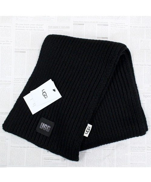 UGG(アグ)の「チャンキーリブスカーフ ニット マフラー W CHUNKY RIB SCARF(マフラー・レディース・キャメル/ライトグレー/ブラック・O/S)」の1枚目の写真