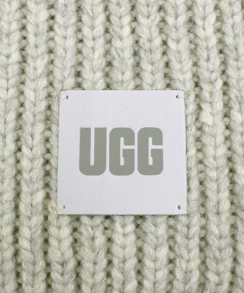 UGG(アグ)の「チャンキーリブスカーフ ニット マフラー W CHUNKY RIB SCARF(マフラー・レディース・キャメル/ライトグレー/ブラック・O/S)」の8枚目の写真