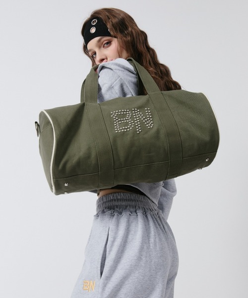 Studded duffel bag/スタッズダッフルバッグ（トートバッグ）｜BENUA