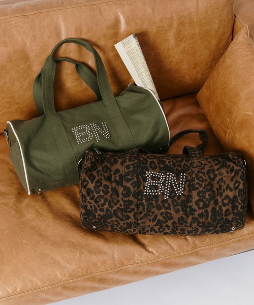 BENUA(ベヌア)の「Studded duffel bag/スタッズダッフルバッグ(トートバッグ・レディース・その他/カーキ・FREE)」の3枚目の写真