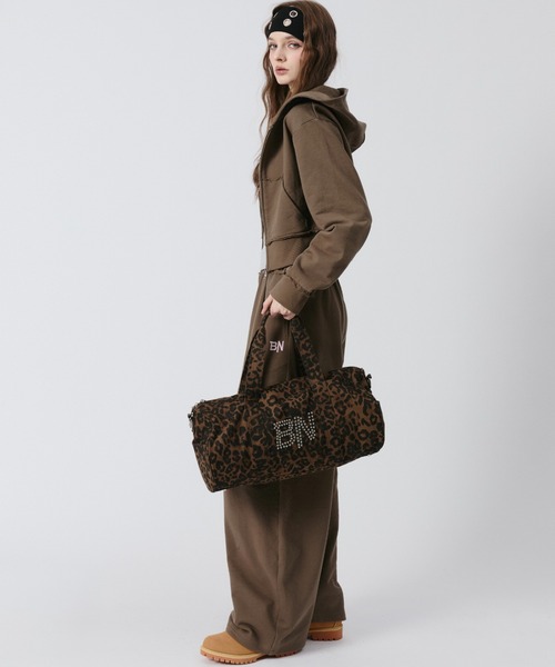 BENUA(ベヌア)の「Studded duffel bag/スタッズダッフルバッグ(トートバッグ・レディース・その他/カーキ・FREE)」の18枚目の写真