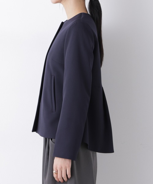 NANO universe（ナノユニバース）の「デイリーファンクション ノーカラージャケット(セットアップ可)（ノーカラージャケット・レディース・ダークネイビー/アイボリー・M/S）」の13枚目の写真