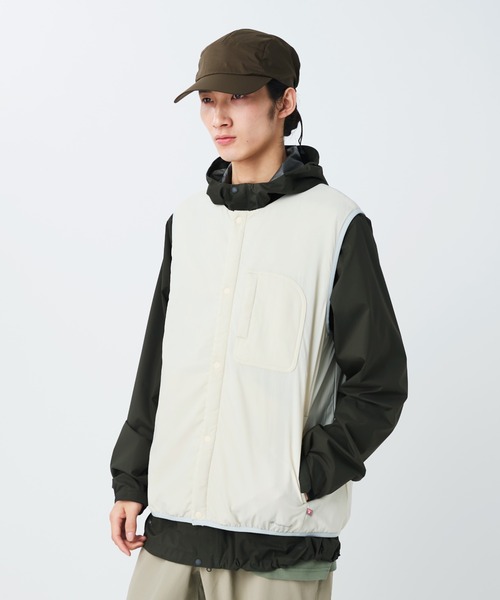 Snow Peak(スノーピーク)の「Snow Peak / Flexible Insulated Vest フレキシブル 断熱 ベスト(ベスト・メンズ・ブラック/チャコール/グレイッシュベージュ/ホワイト・XL/L/M/S/1)」の2枚目の写真