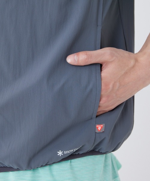 Snow Peak(スノーピーク)の「Snow Peak / Flexible Insulated Vest フレキシブル 断熱 ベスト(ベスト・メンズ・ブラック/チャコール/グレイッシュベージュ/ホワイト・XL/L/M/S/1)」の13枚目の写真