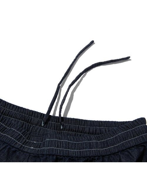 PENFIELD(ペンフィールド)の「TWO TUCK DENIM WIDE HALF PANTS INDIGO_FP2WP51U(その他パンツ・レディース・その他・M/L/XL)」の8枚目の写真
