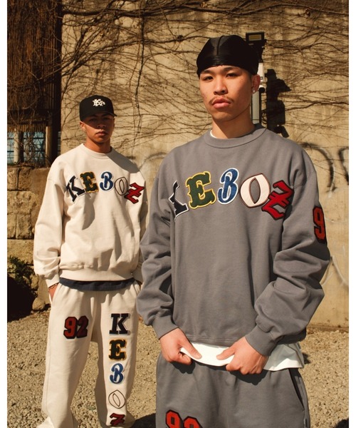 KEBOZ（ケボズ）の「SMR SWEAT CREWNECK（スウェット・メンズ・イエロー/チャコールグレー/クリーム/ネイビー・XL/L/M/S/2XL）」の11枚目の写真