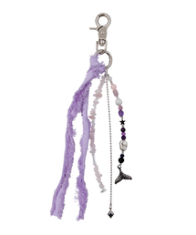 runningHIGH（ランニングハイ）の「パープルビーズミックスクジラキーホルダー[パープル]（キーケース/キーアクセサリー）」