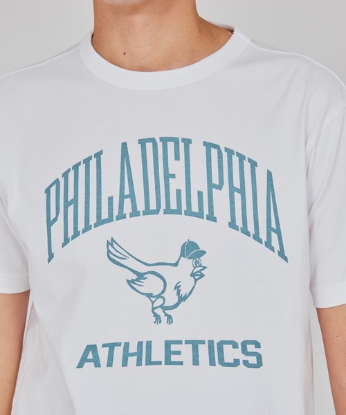 Champion(チャンピオン)の「【Champion/チャンピオン】メンズ ベーシック ショートスリーブTシャツ(Tシャツ/カットソー・メンズ・グレー/ブラック系その他/グリーン系その他3/ダークブルー/ホワイト×グリーン/ホワイト×ブルー・X-LARGE/LARGE/MEDIUM/SMALL)」の7枚目の写真