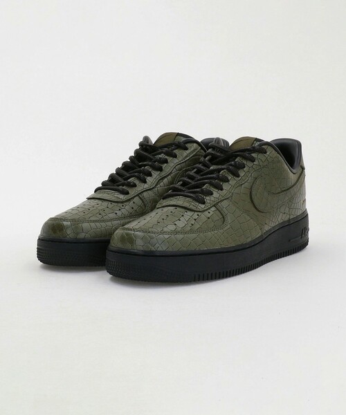 NIKE（ナイキ）の「＜NIKE＞ AIR FORCE 1 07 PRM/スニーカー（スニーカー・メンズ・オリーブ・27cm/26cm/27.5cm/28.5cm/26.5cm/28cm）」の2枚目の写真