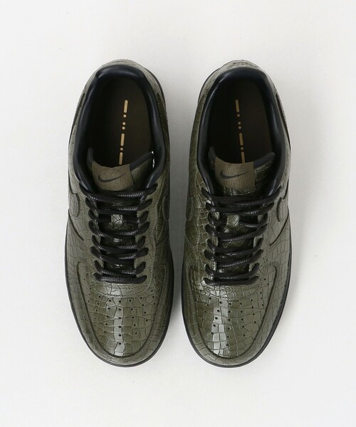 NIKE（ナイキ）の「＜NIKE＞ AIR FORCE 1 07 PRM/スニーカー（スニーカー・メンズ・オリーブ・27cm/26cm/27.5cm/28.5cm/26.5cm/28cm）」の3枚目の写真