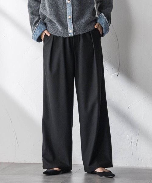 MAYSON GREY(メイソングレイ)の「【叶えるSET UP】起毛イージーワイドパンツ≪手洗い可能≫(その他パンツ・レディース・ブラック/ベージュ・M)」の1枚目の写真