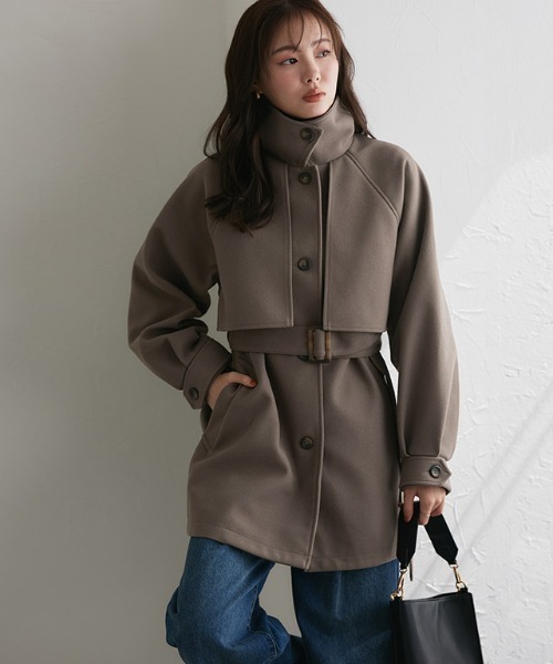 Pierrot（ピエロ）の「2WAYカラーミドルコート（ダウンジャケット/コート・レディース・ライトグレー/モカ・M/L）」の2枚目の写真