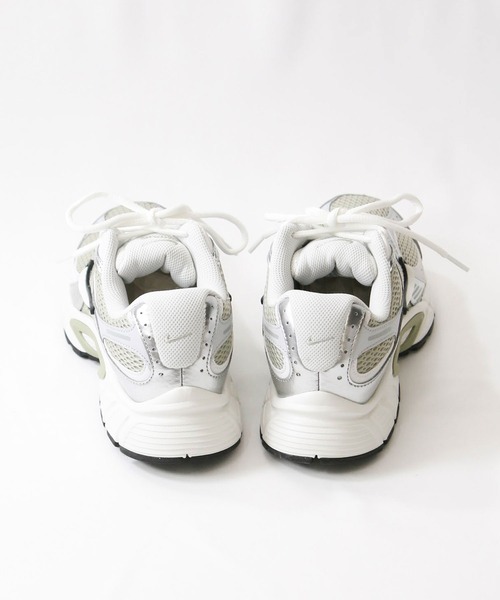 Gready Brilliant（グレディブリリアン）の「ＮＩＫＥ　Ｖ５ＲＮＲ（スニーカー・レディース・シルバー/ブラック・23/23.5/24/24.5）」の5枚目の写真