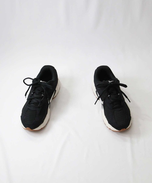 Gready Brilliant（グレディブリリアン）の「ＮＩＫＥ　Ｖ５ＲＮＲ（スニーカー・レディース・シルバー/ブラック・23/23.5/24/24.5）」の17枚目の写真