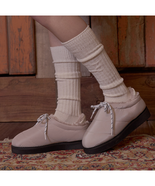 SHOEHI(シューハイ)の「ユキダウンファー スリッポン(4Colors)_B2228(スリッポン・レディース・ブラック/シルバー/ピンク/ベージュ・24.5cm/24cm/23.5cm)」の2枚目の写真