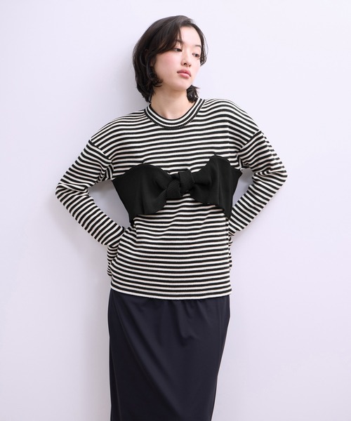 ADAM ET ROPE'(アダムエロペ)の「【WEB限定】ツイストビスチェドッキングプルオーバー(Tシャツ/カットソー・レディース・チャコールグレー/ブラック系その他/ホワイト系その他・FREE)」の2枚目の写真