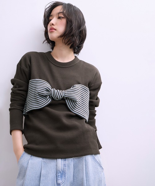 ADAM ET ROPE'(アダムエロペ)の「【WEB限定】ツイストビスチェドッキングプルオーバー(Tシャツ/カットソー・レディース・チャコールグレー/ブラック系その他/ホワイト系その他・FREE)」の3枚目の写真