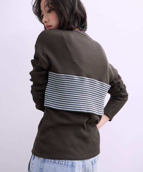 ADAM ET ROPE'(アダムエロペ)の「【WEB限定】ツイストビスチェドッキングプルオーバー(Tシャツ/カットソー・レディース・チャコールグレー/ブラック系その他/ホワイト系その他・FREE)」の10枚目の写真