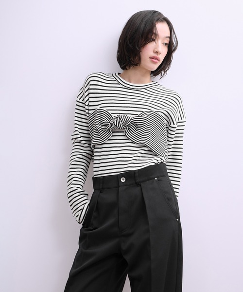 ADAM ET ROPE'(アダムエロペ)の「【WEB限定】ツイストビスチェドッキングプルオーバー(Tシャツ/カットソー・レディース・チャコールグレー/ブラック系その他/ホワイト系その他・FREE)」の11枚目の写真