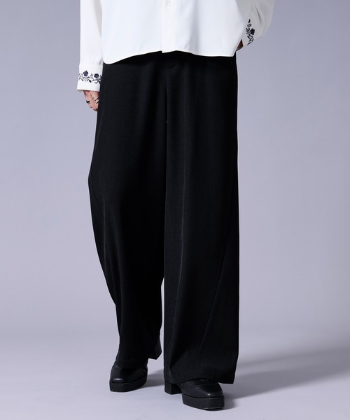 Ellno Loset(エルノロゼット)の「カーブラインパンツ(スラックス・メンズ・ブラック/アイボリー・X-SMALL/MEDIUM/LARGE/SMALL)」の17枚目の写真