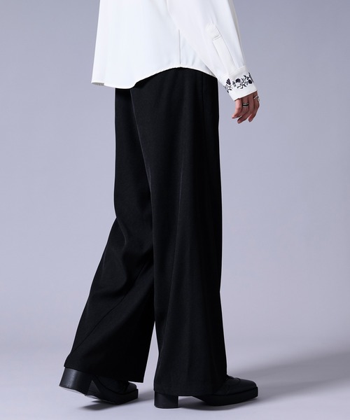 Ellno Loset(エルノロゼット)の「カーブラインパンツ(スラックス・メンズ・ブラック/アイボリー・X-SMALL/MEDIUM/LARGE/SMALL)」の19枚目の写真
