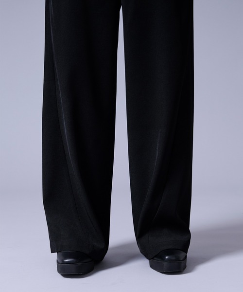Ellno Loset(エルノロゼット)の「カーブラインパンツ(スラックス・メンズ・ブラック/アイボリー・X-SMALL/MEDIUM/LARGE/SMALL)」の9枚目の写真