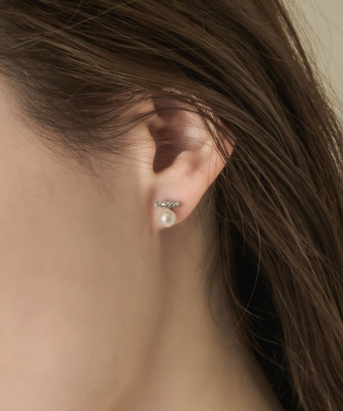muku(ムク)の「PIERCE/ZIRCONIABAR ONEPEARL(ピアス(両耳用)・レディース・ゴールド/シルバー・FREE)」の5枚目の写真