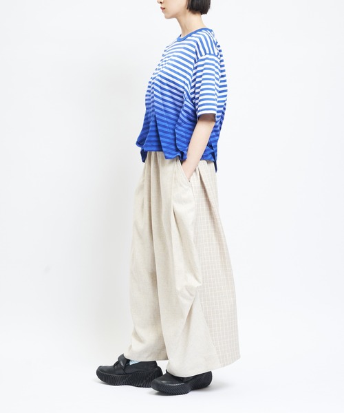 gomme(ゴム)の「ビッグタックリネンパンツ(その他パンツ・レディース・ブラック/キナリ・MEDIUM)」の6枚目の写真