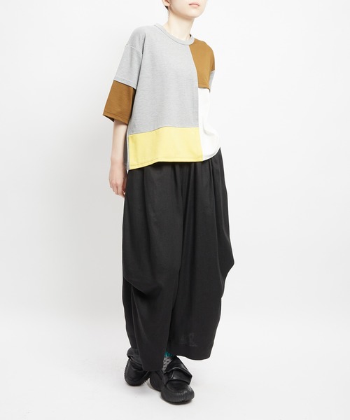 gomme(ゴム)の「ビッグタックリネンパンツ(その他パンツ・レディース・ブラック/キナリ・MEDIUM)」の9枚目の写真