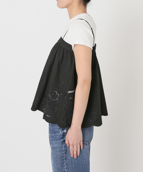 Spick & Span(スピックアンドスパン)の「カットワークエンブロイダリーキャミソール(キャミソール・レディース・ホワイト/ブラック・FREE)」の5枚目の写真