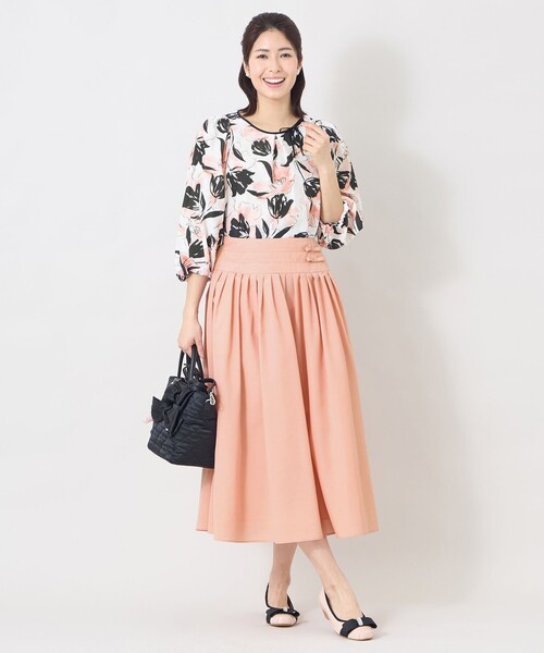 TO BE CHIC（トゥー ビー シック）の「チューリップグレースプリント ブラウス（シャツ/ブラウス・レディース・グリーン/ピンク系その他2・40）」の3枚目の写真