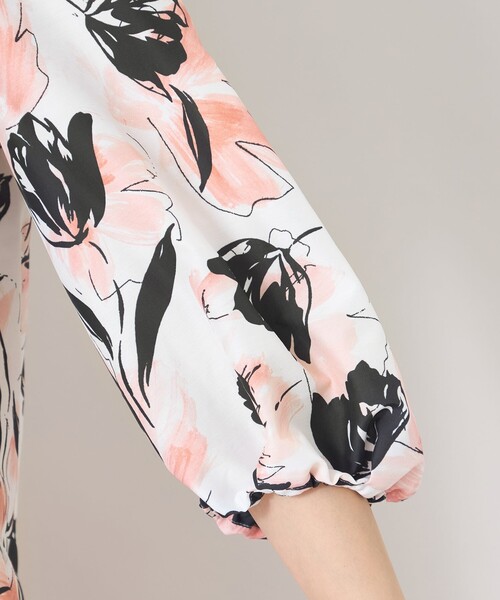 TO BE CHIC（トゥー ビー シック）の「チューリップグレースプリント ブラウス（シャツ/ブラウス・レディース・グリーン/ピンク系その他2・40）」の10枚目の写真