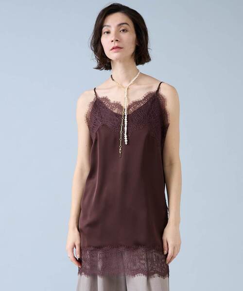 Liesse（リエス）の「レーストリムキャミソール（シャツ/ブラウス・レディース・アイボリー/ブラウン/ネイビー・FREE）」の2枚目の写真