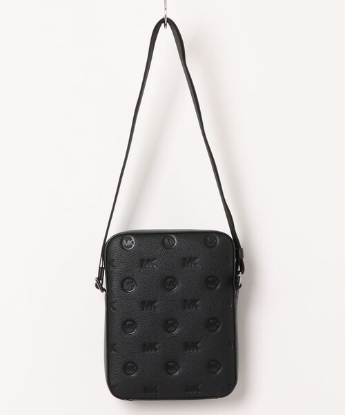 MICHAEL KORS(マイケルコース)の「FLIGHT BAG Crossbody(ショルダーバッグ・メンズ・ブラック・FREE)」の2枚目の写真