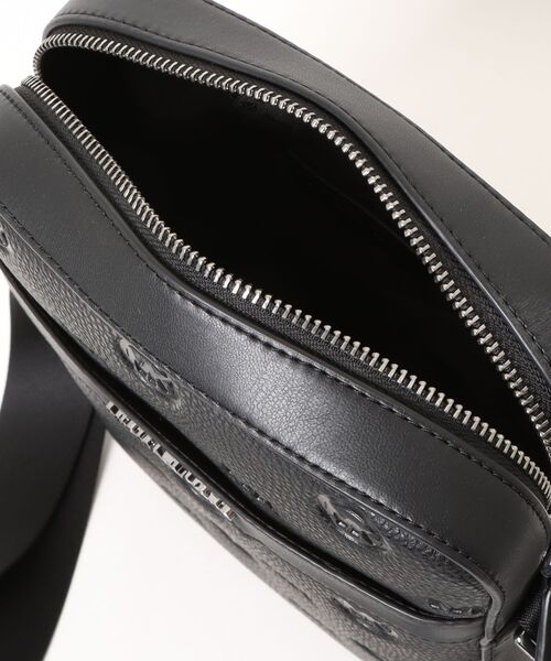 MICHAEL KORS(マイケルコース)の「FLIGHT BAG Crossbody(ショルダーバッグ・メンズ・ブラック・FREE)」の4枚目の写真