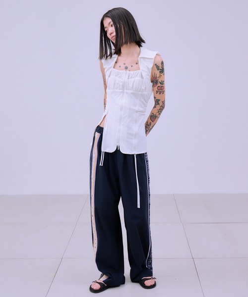 THINGS THAT MATTER(シングス ザット マター)の「TORCHON LACE SWITCHING PANTS / トーション レース スイッチング パンツ(スウェットパンツ・レディース・ブラック/ネイビー/ベージュ・FREE)」の11枚目の写真