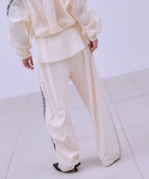 THINGS THAT MATTER(シングス ザット マター)の「TORCHON LACE SWITCHING PANTS / トーション レース スイッチング パンツ(スウェットパンツ・レディース・ブラック/ネイビー/ベージュ・FREE)」の19枚目の写真