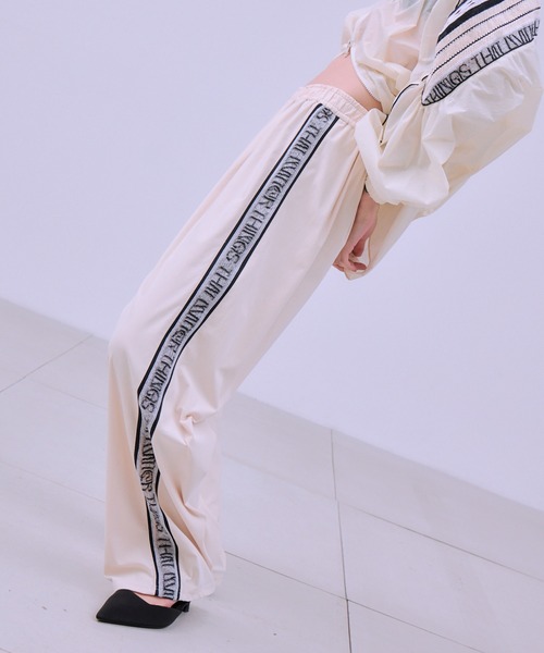 THINGS THAT MATTER(シングス ザット マター)の「TORCHON LACE SWITCHING PANTS / トーション レース スイッチング パンツ(スウェットパンツ・レディース・ブラック/ネイビー/ベージュ・FREE)」の15枚目の写真