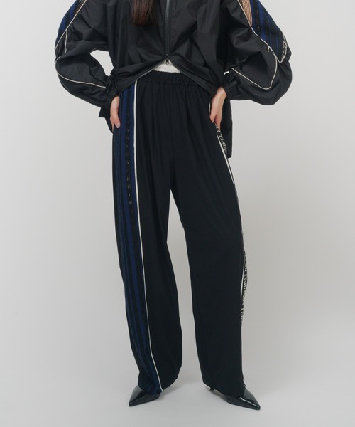 THINGS THAT MATTER(シングス ザット マター)の「TORCHON LACE SWITCHING PANTS / トーション レース スイッチング パンツ(スウェットパンツ・レディース・ブラック/ネイビー/ベージュ・FREE)」の22枚目の写真