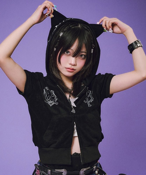 GALFY(ガルフィー)の「GALFY-VIVI★GALパーカー(パーカー・レディース・ブラック/ピンク・FREE)」の1枚目の写真